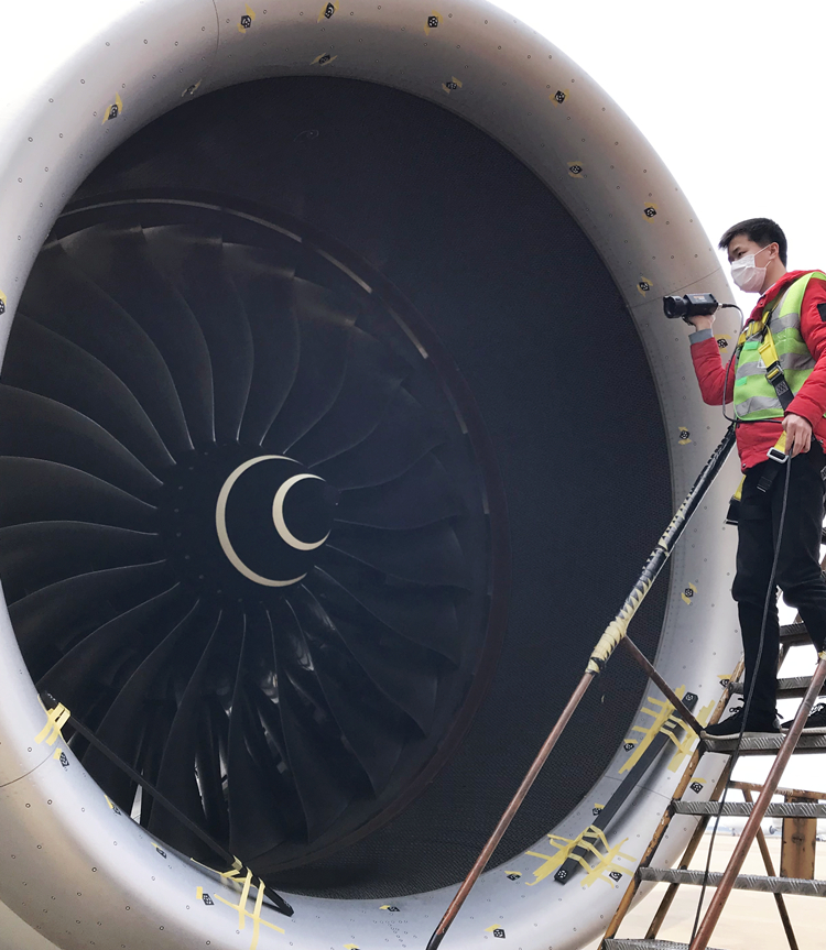 MSCAN全局式測(cè)量系統(tǒng)，拍攝發(fā)動(dòng)機(jī)唇口的多幅2D圖像